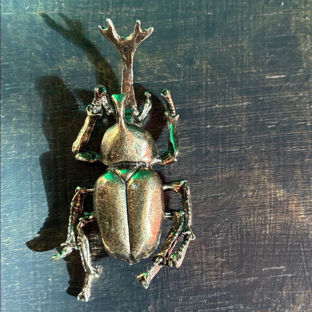 NWT rhinoceros scarab metal paperweight in goldtone/brass insects library office